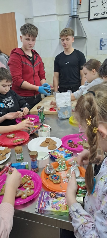 WhatsApp Image 2025-12-13 at 14.04.55 (6).jpeg