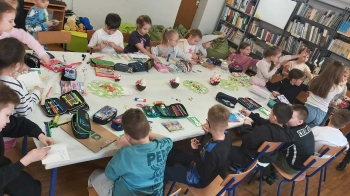 ff474e97-7dd6-4b27-8b76-57f64b06b0c1