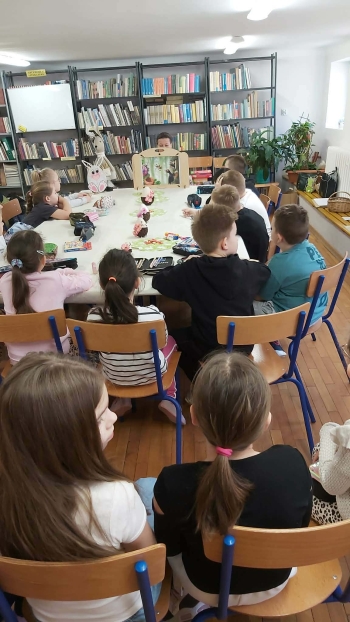 eb0c37d3-db01-42bb-b092-837155db6d28