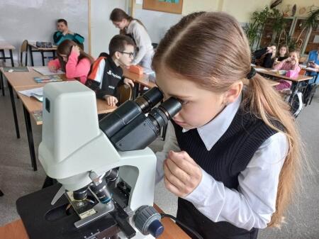 Obserwacje mikroskopowe na biologii