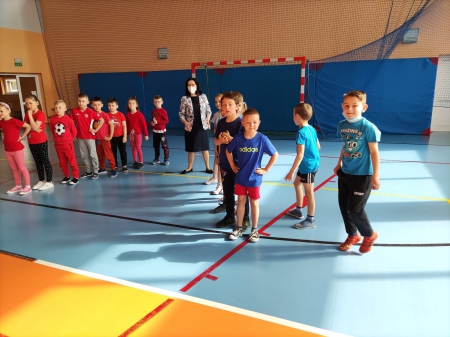 Dzień Dziecka w klasach I-III – Dniem Sportu i Rekreacji.